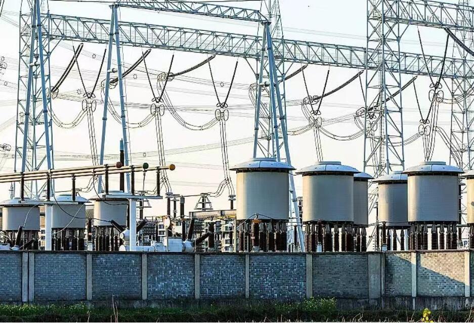 �ߵ�ѹ���վ